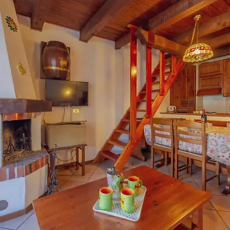 דירה Adele- Cir Vda 0063 *